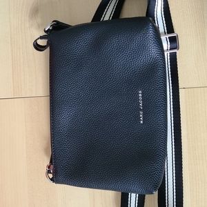 MARC JACOBS Cosmo Leather Crossbody Bag